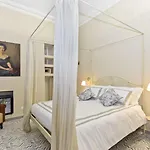 Tohouse Couette-café Turin
