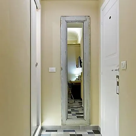 Oda ve Kahvaltı Tohouse 4*