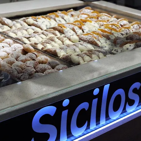 ベッド・アンド・ブレックファスト Tohouse トリノ