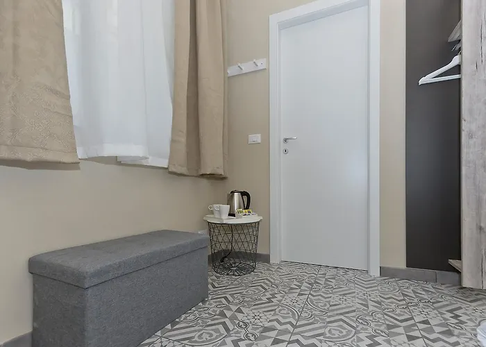 Tohouse 4* Torino