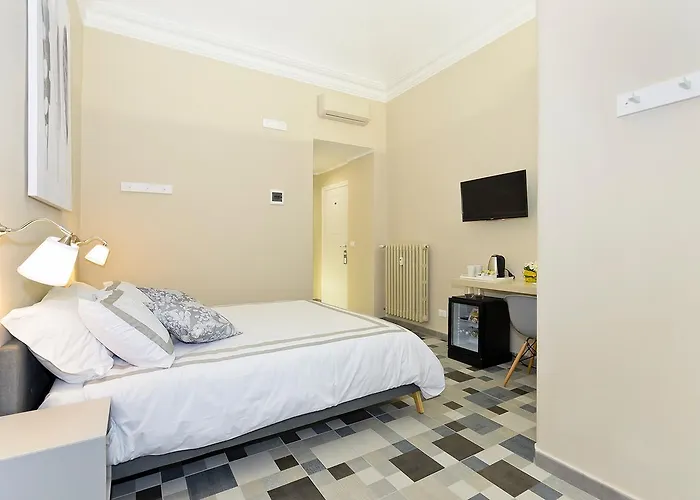 Tohouse 4* Турин