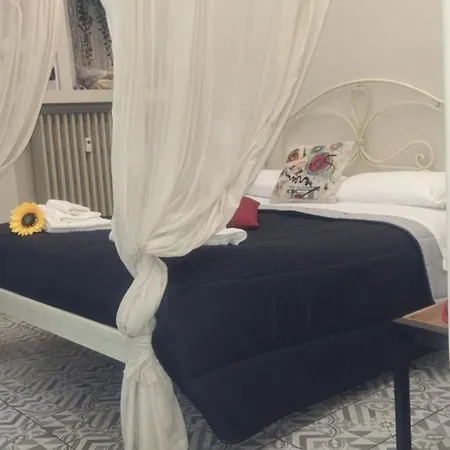 Tohouse Couette-café Turin