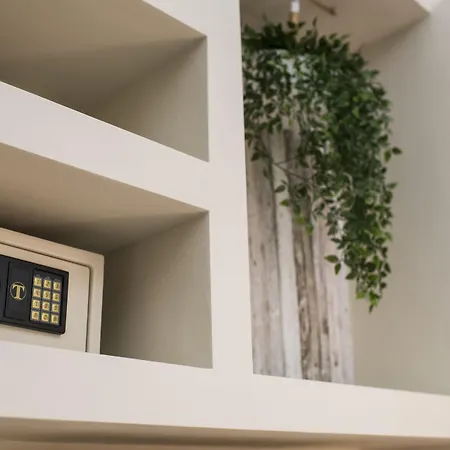 Oda ve Kahvaltı Tohouse Torino