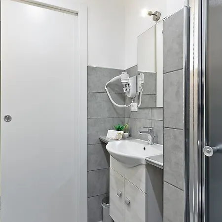 Tohouse Oda ve Kahvaltı Torino