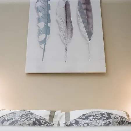 Oda ve Kahvaltı Tohouse