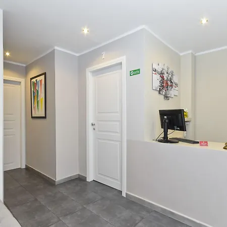 Tohouse Nocleg ze śniadaniem Turyn