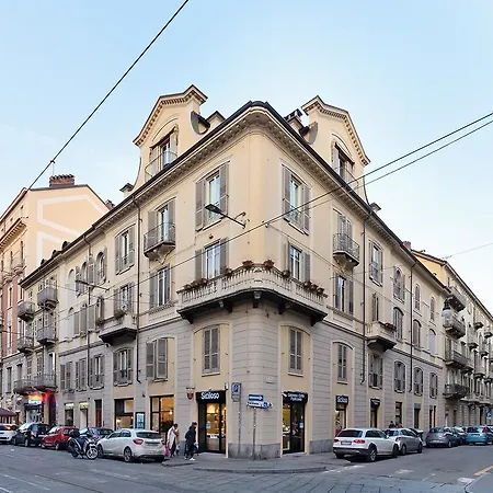 Tohouse 2* Turin