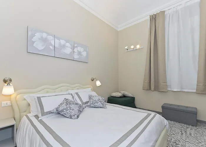 Tohouse تورينو